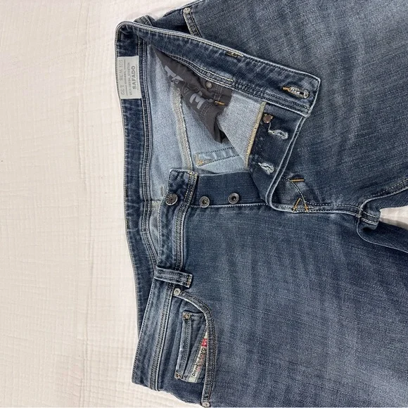 Diesel Men's Indigo Straight Jeans - Picture 4 of 4